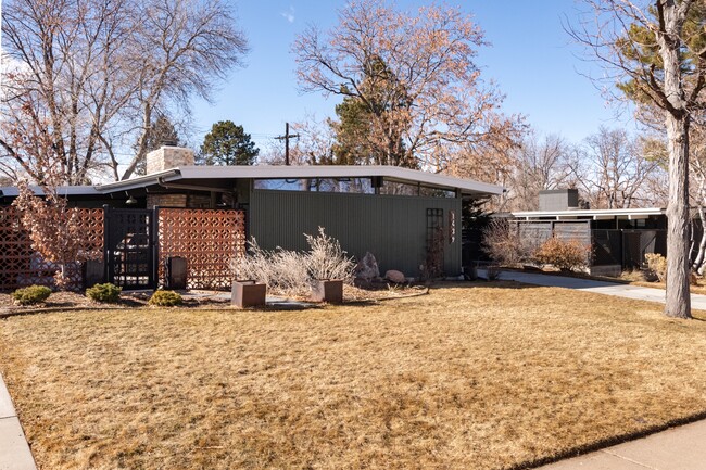 1439 S Filbert Way in Denver, CO - Building Photo - Building Photo