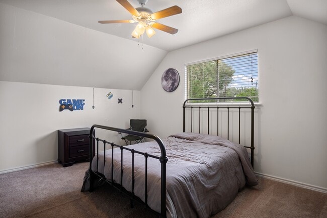 property at 706 Yale Ln