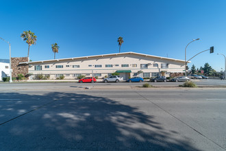 Copa de Oro Apartments in Pasadena, CA - Building Photo - Building Photo