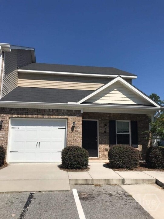 30 Reese Way in Savannah, GA - Building Photo