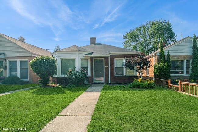 property at 5809 N Rogers Ave