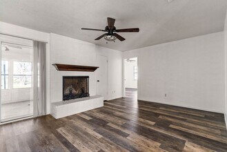 1203 Hughes Ave in Copperas Cove, TX - Building Photo - Building Photo