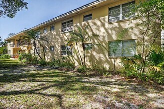 1239 Mariposa Ave in Coral Gables, FL - Building Photo - Building Photo