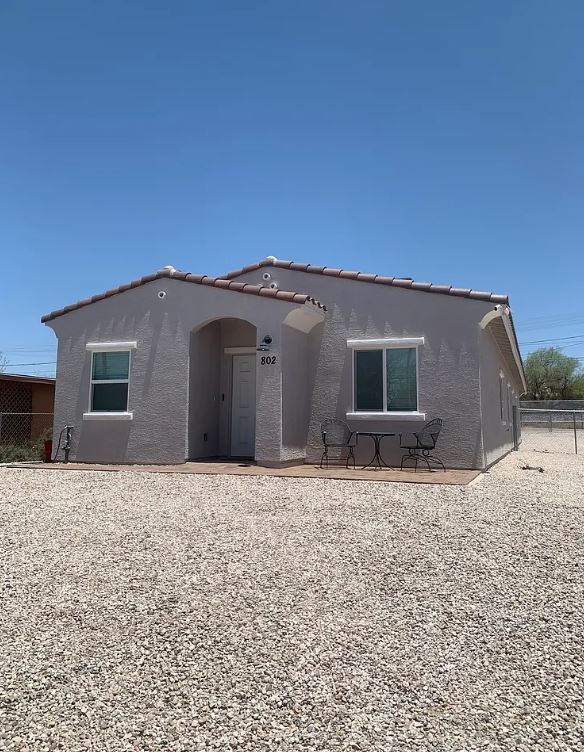 property at 802 N Anita Ave