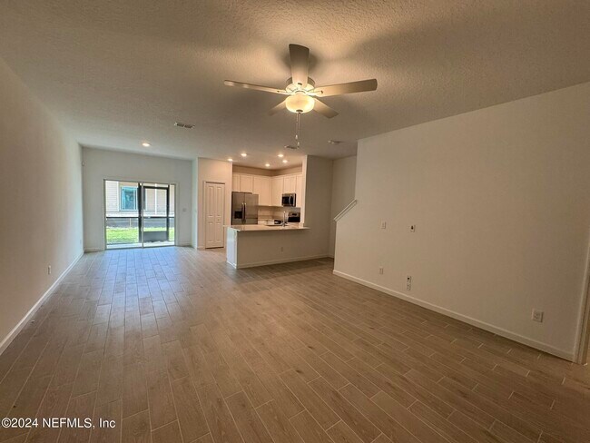 4351 Leeward Breeze Lp in Middleburg, FL - Building Photo - Building Photo