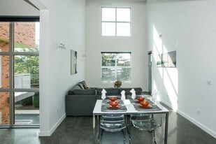 East Farmingdale Apartments For Rent Ny The Lofts At 285 Eastern Parkway Apartments