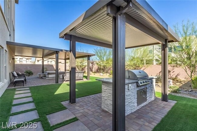 8604 Grove Mill Ct in Las Vegas, NV - Building Photo - Building Photo