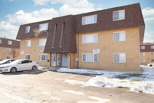 10425 Natoma Ave in Chicago Ridge, IL - Building Photo