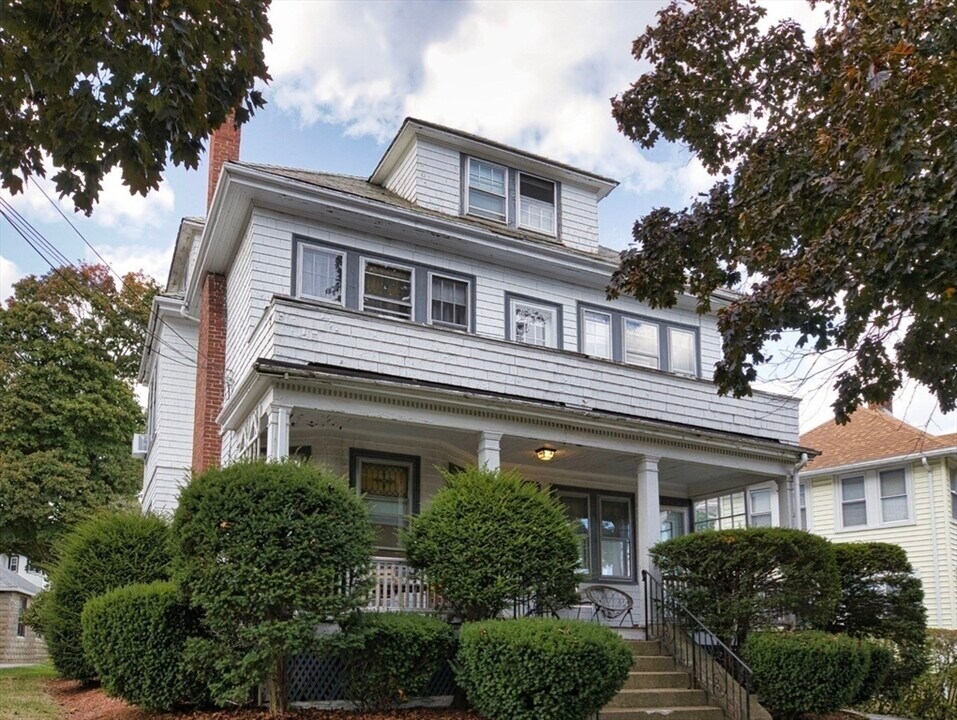 104-106-106 Payson Rd in Belmont, MA - Building Photo