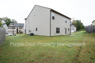 6101 Providence Way in Union City, GA - Building Photo - Building Photo