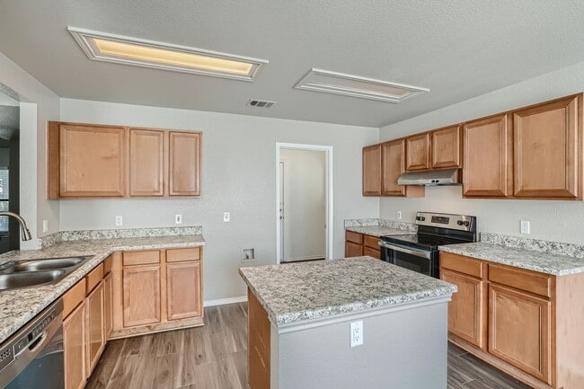 1211 Champion Dr in Round Rock, TX - Building Photo - Building Photo