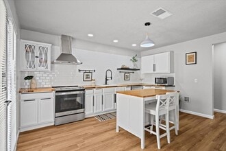 2411 Glen Field Dr in Cedar Park, TX - Building Photo - Building Photo