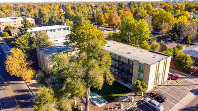 Parkside at Lowry in Aurora, CO - Building Photo - Building Photo