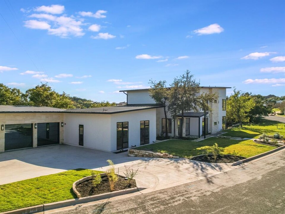2476 Waymaker Way in Austin, TX - Building Photo