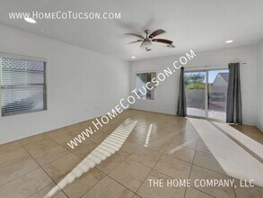 34584 S Bronco Dr in Red Rock, AZ - Building Photo - Building Photo