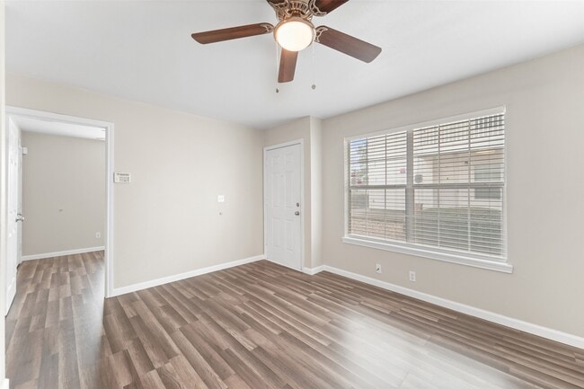 property at 512 Hollyhock st