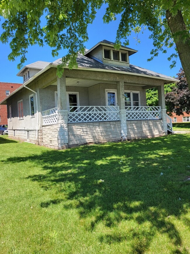 property at 744 River Dr