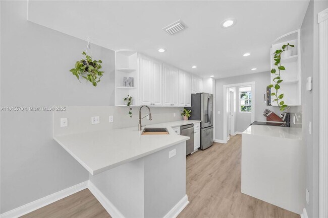 property at 418 Capistrano Dr