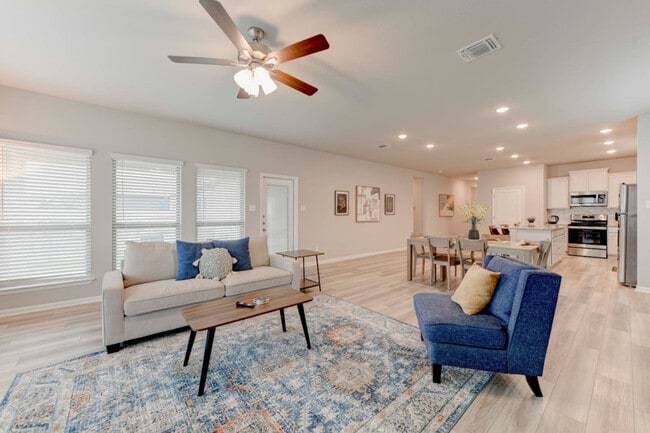 2438 Lucy Axel Ln-Unit -ID1043141P in Round Rock, TX - Building Photo - Building Photo