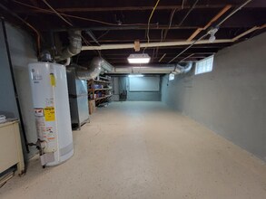 3331 Grantwood Dr in Parma, OH - Building Photo - Building Photo