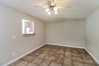 116 David Bolin Dr in La Vergne, TN - Building Photo - Building Photo
