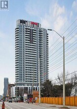 1 Fairview Rd E in Mississauga, ON - Building Photo - Building Photo