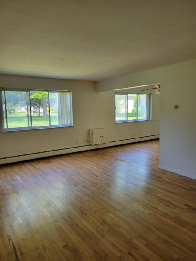 property at 4113 Telegraph Rd