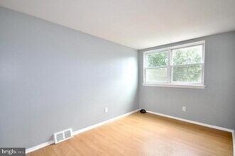 3432 Ashfield Ln in Philadelphia, PA - Building Photo - Building Photo