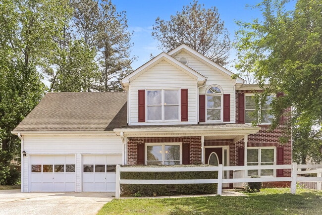 property at 460 Heathgate Dr SW