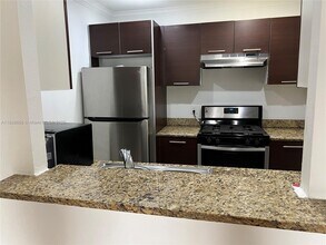 18111 NW 68th Ave in Hialeah, FL - Building Photo - Building Photo