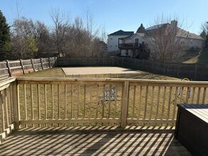 5495 Chapel Hill in Gurnee, IL - Building Photo - Building Photo