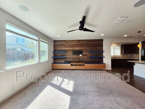 17894 Amador Dr in Lathrop, CA - Building Photo - Building Photo