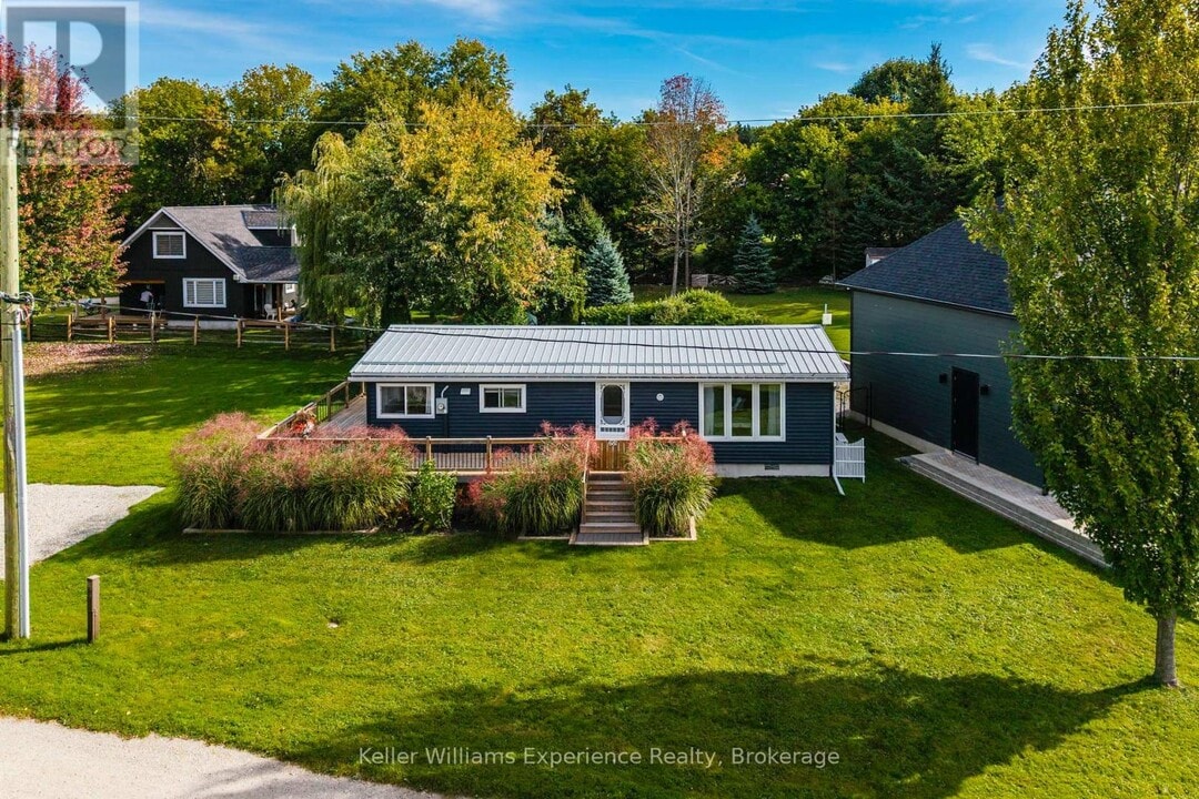 681 McMurtry Rd in Midland, ON - Building Photo