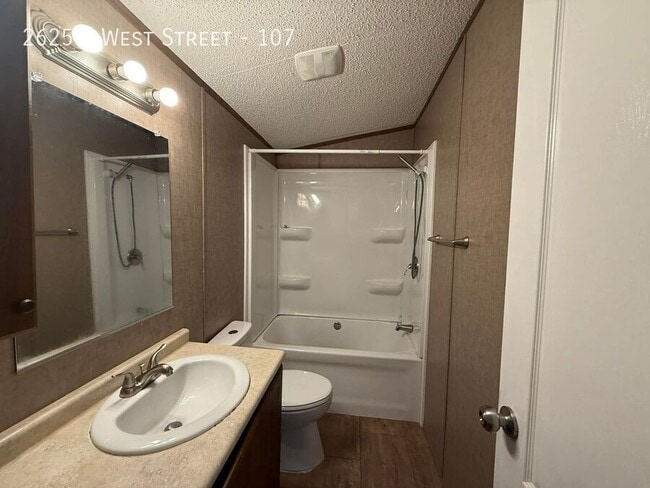 2625 S West St in Wichita, KS - Building Photo - Building Photo