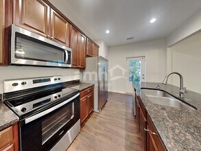 1490 Aster Ives Dr in Lawrenceville, GA - Foto de edificio - Building Photo