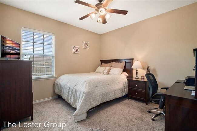 112 Kimber Ln in College Station, TX - Building Photo - Building Photo