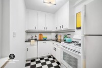 10 W 15th St, Unit 1521 in New York, NY - Building Photo - Building Photo