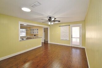 1610 Alexander Dr in Waxahachie, TX - Building Photo - Building Photo