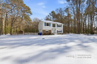 15390 Matthews Manor Rd in Newburg, MD - Foto de edificio - Building Photo