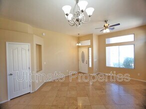 17643 N 17th St in Phoenix, AZ - Building Photo - Building Photo