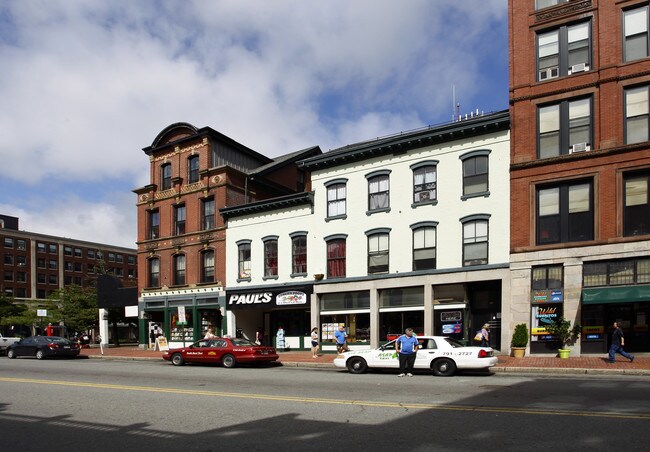 585-593 Congress St in Portland, ME - Building Photo - Building Photo