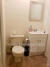 10264 Spring Hill Dr in Spring Hill, FL - Building Photo - Building Photo