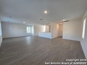 10802 Soupe Cove in San Antonio, TX - Building Photo - Building Photo