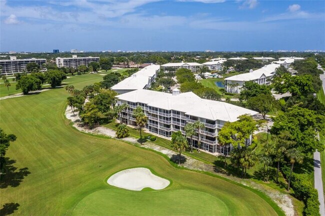6181 Balboa Cir in Boca Raton, FL - Building Photo - Building Photo