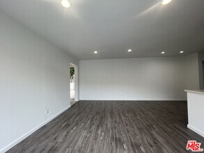 1531 N Detroit St in Los Angeles, CA - Building Photo - Building Photo