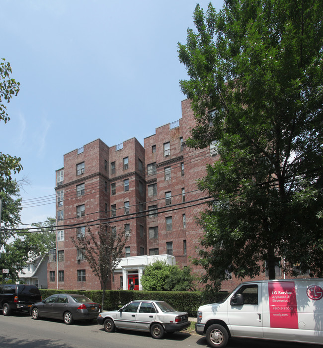 170-25 Highland Ave in Jamaica, NY - Building Photo - Building Photo