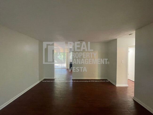 1427 Royalwyn Dr in Macon, GA - Building Photo - Building Photo