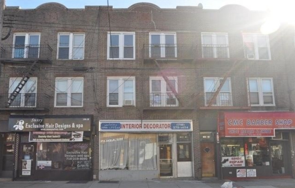 19916 32nd Ave in Flushing, NY - Building Photo