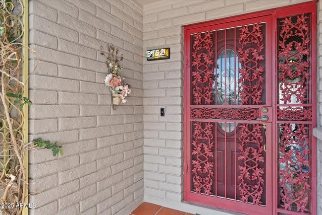 5152 E Emerald Cir in Mesa, AZ - Building Photo - Building Photo