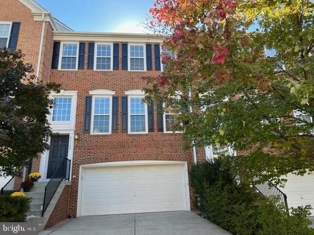 property at 45783 Mountain Pine Square